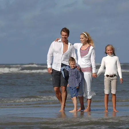 Vakantiehuis With Terrace Juist